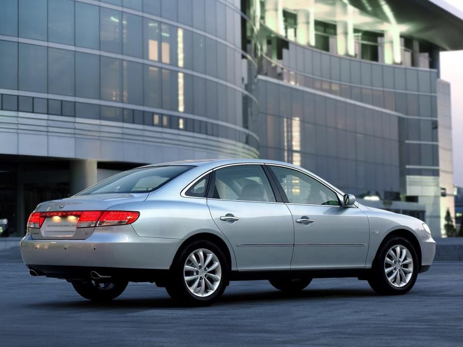  Hyundai Grandeur V6 2005 года  (фото 31 из 41)